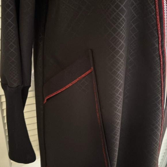 Lousje & Bean Assymetrical Zip Car Coat Women’s Black w/ Red Trim Size Small - Picture 4 of 13